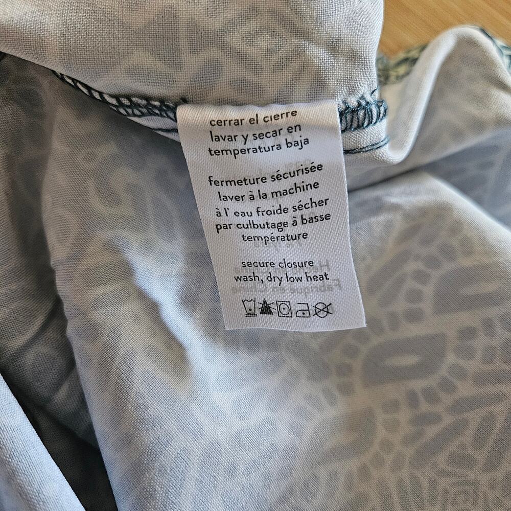 Women's Rip Skirt Hawaii Blue & White Print Tie Waist Cover-Up Medium - Picture 11 of 12